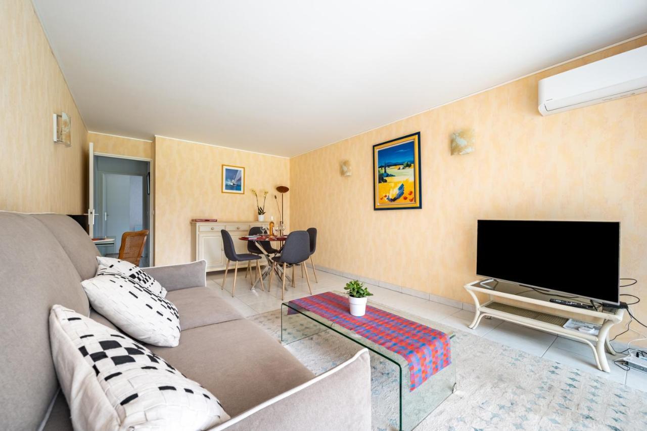 Le Drive Appartement Saint-Raphaël Buitenkant foto