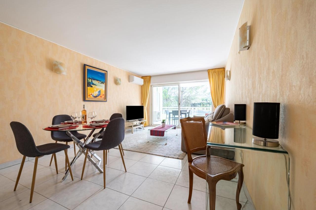 Le Drive Appartement Saint-Raphaël Buitenkant foto